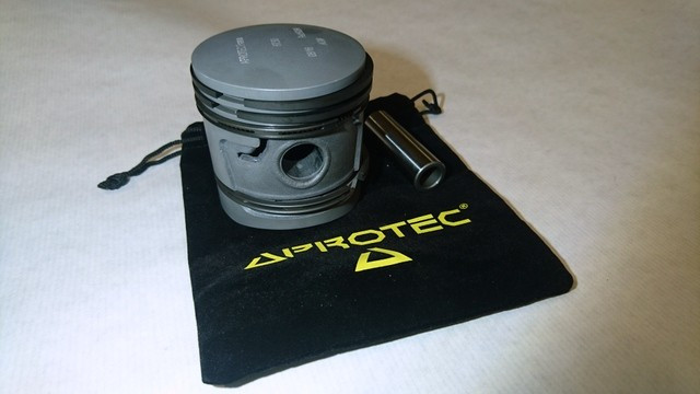 Jeu de 8 pistons 66.04 Ford Vedette